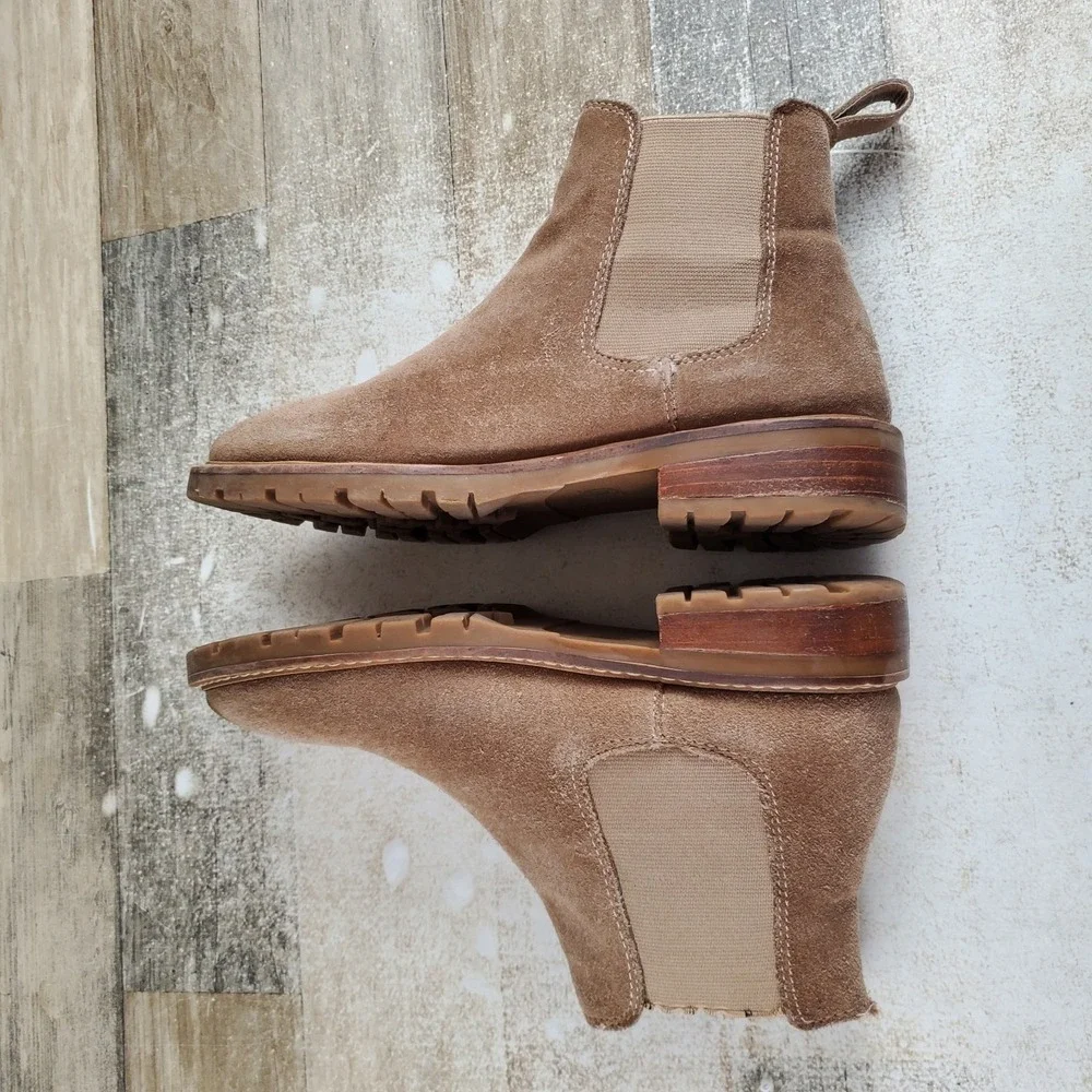 Steve Madden Leopold Women Chelsea Boot Sz 6.5 M Oatmeal Suede Pull On Round Toe